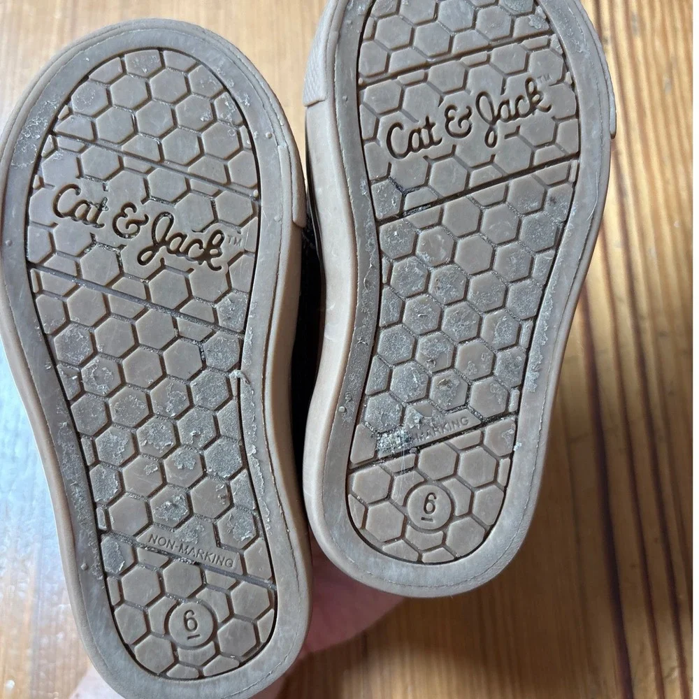 Cat & Jack High Top Sneakers Kids Brown Velcro Straps SIZE 6 - Picture 5 of 5